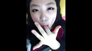 მორცხვი წითური გოგონ ...